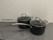 2 Le Creuset Aluminium