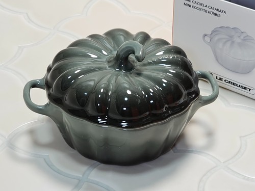 Creuset mini pumpkin - le,